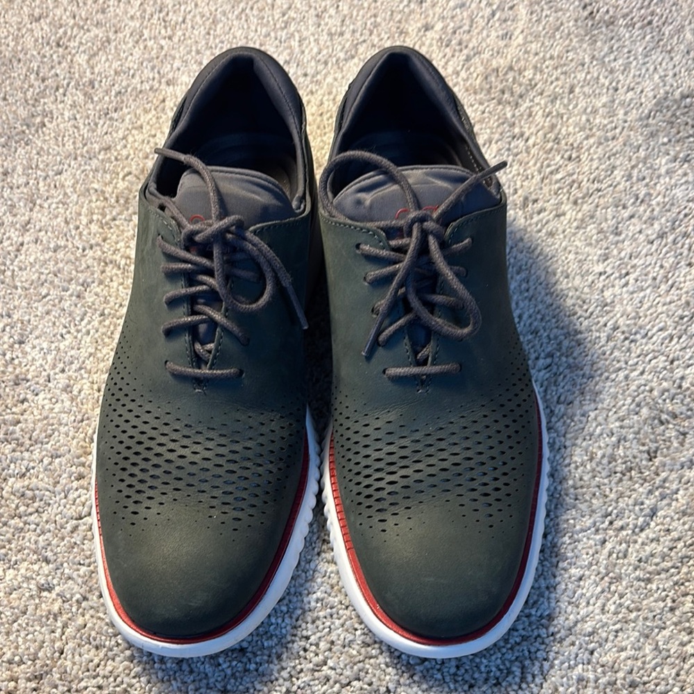 Men's Green Lace-Up Shoes